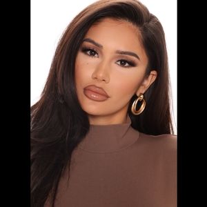 NEW LISTING! BNWT!! FN Addicted To You Earrings